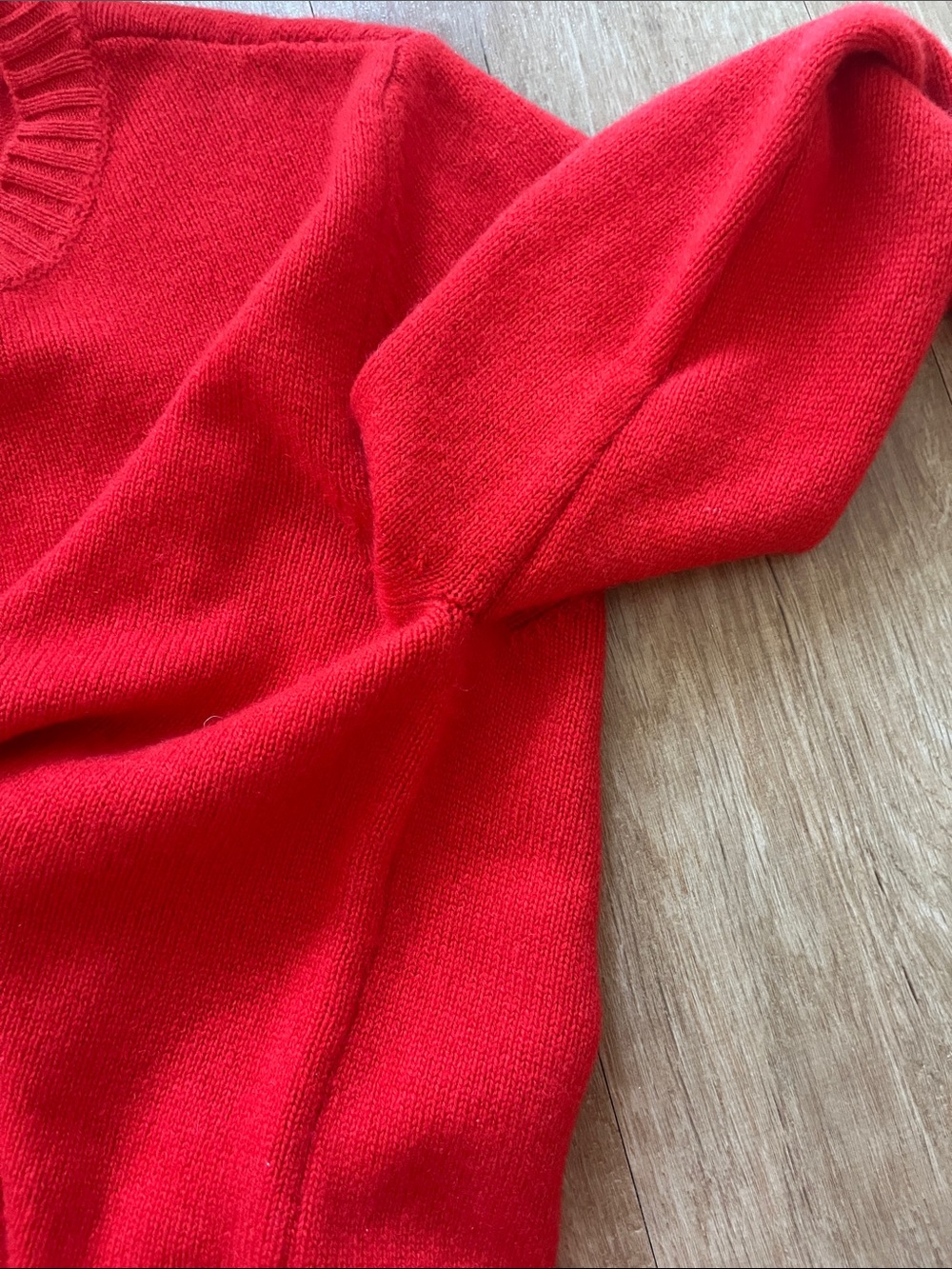 NWOT red Not Monday 100% cashmere sweater - Picture 4 of 9